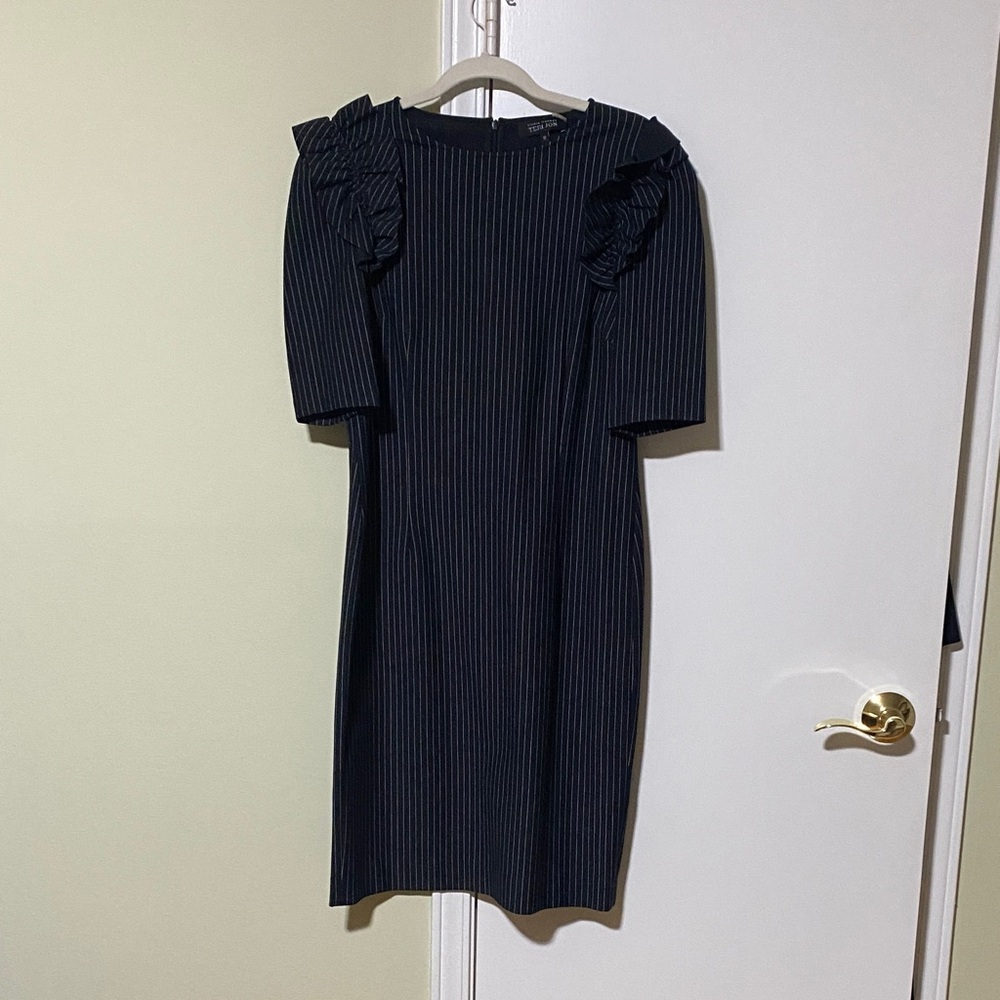 Teri Jon Black Pinstripe short Sleeve Dress